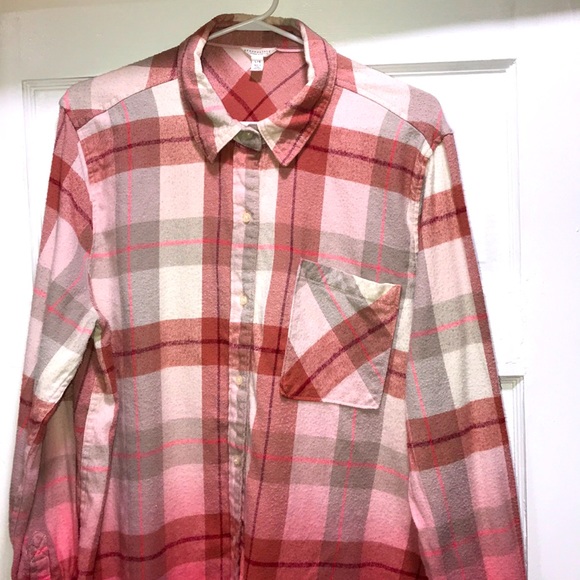 Aeropostale Tops - Aeropostale Women’s Flannel long sleeve SIZE L